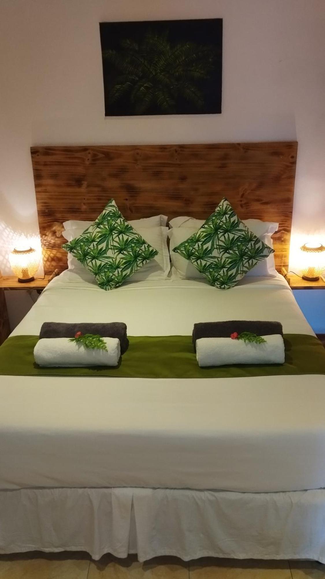 Fern Lodge Self Catering Ла-Диг Номер фото