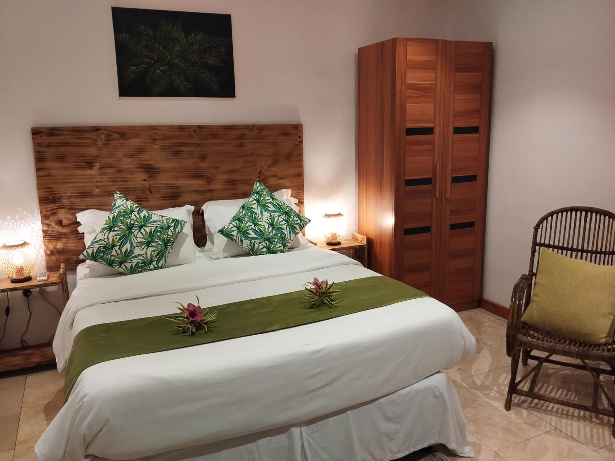 Fern Lodge Self Catering Ла-Диг Экстерьер фото